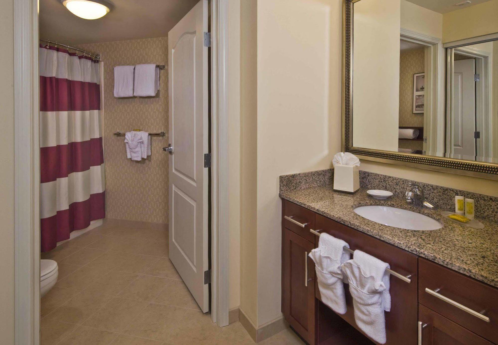 Residence Inn By Marriott Springfield Old Keene Mill Quarto foto